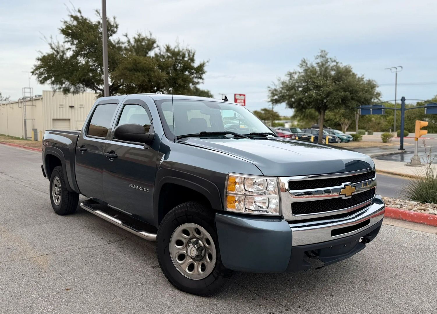chevrolet silverado 1500 2011 3GCPKSEA2BG255057 image chevrolet silverado 1500 2011 3GCPKSEA2BG255057 image